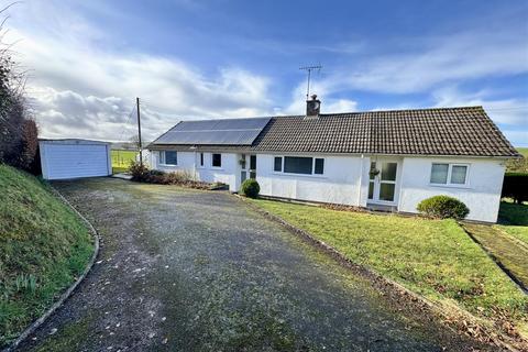 3 bedroom property with land for sale, Tynreithyn, Tregaron