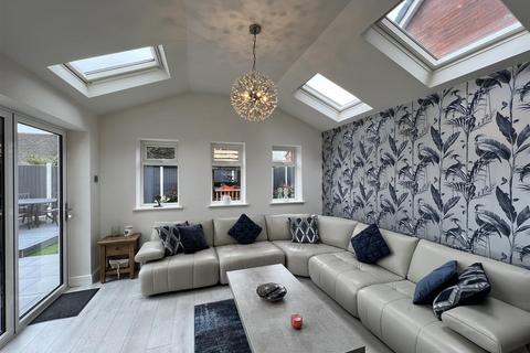 10 Beech Close, Congleton, CW12 4YL