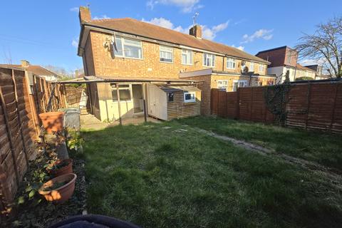46 Hicks Avenue, Greenford, UB6 8EY