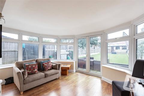 24 Park Crescent, Hornchurch, RM11 1BJ