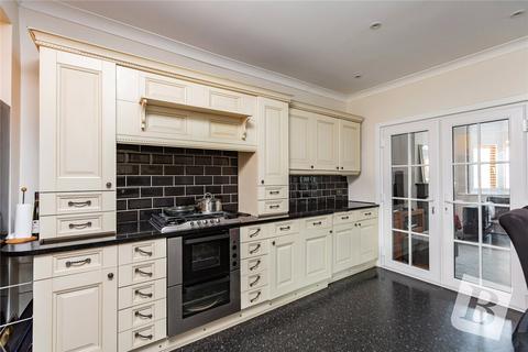 24 Park Crescent, Hornchurch, RM11 1BJ