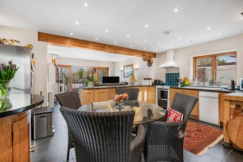 3 bedroom detached house for sale, Bulls Lane, Aylesbury HP18