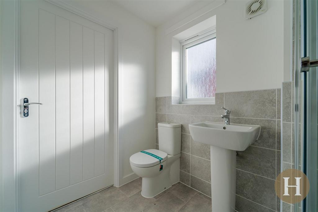 Hadleigh Estate Agents-6.jpg