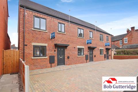 3 bedroom townhouse for sale, Heath Street, Newcastle, Staffs