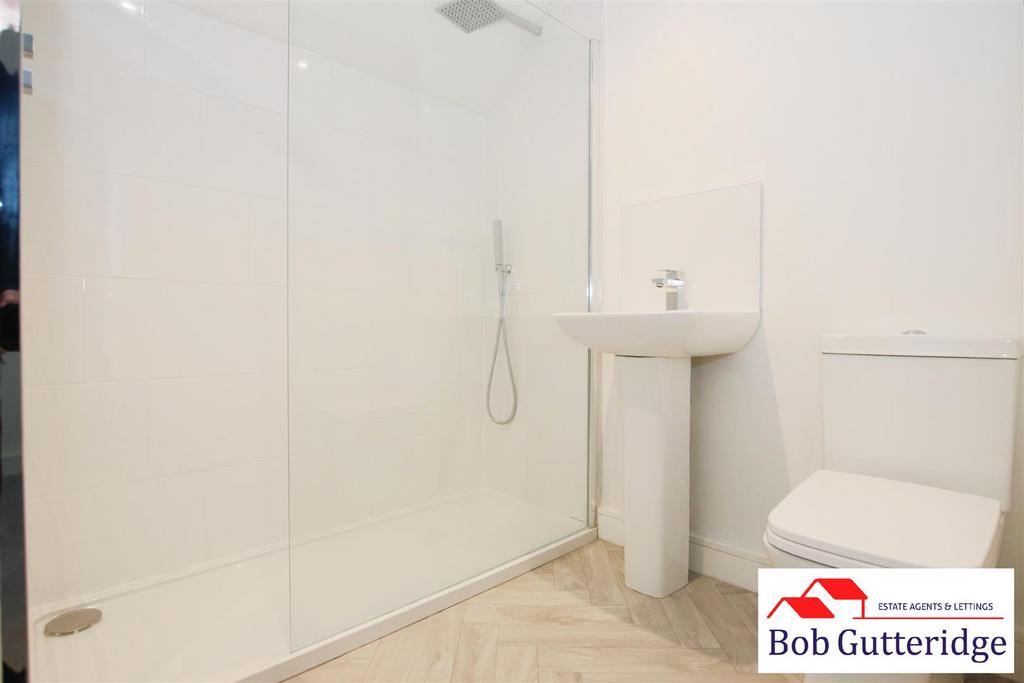 En suite shower room