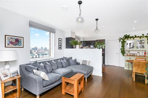 17, Relph Court Kenneth Way, Ealing, London, W5 2TS
