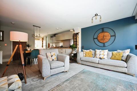 3 bedroom semi-detached house for sale, Harewood Drive, Apperley Bridge