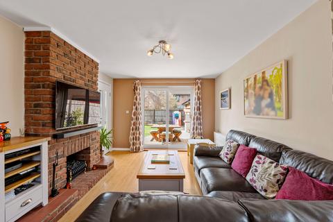 4 bedroom detached house for sale, Carlton Tye, Horley, Surrey, RH6