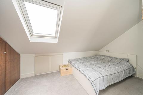 12 Harewood Road, Isleworth, TW7 5HB