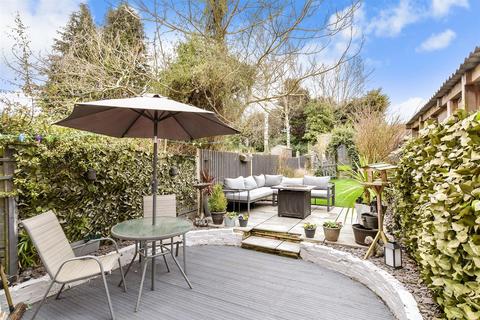 4 Button Street, Swanley, BR8 8DY