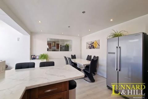 24 Lucas Road, Grays, RM17 5AJ