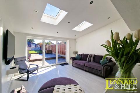 24 Lucas Road, Grays, RM17 5AJ