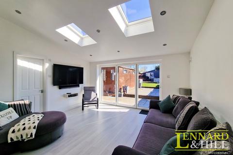 24 Lucas Road, Grays, RM17 5AJ