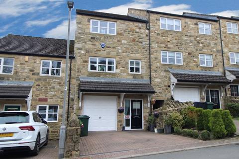 24 Rushy Fall Meadow, Keighley, BD22 7AZ