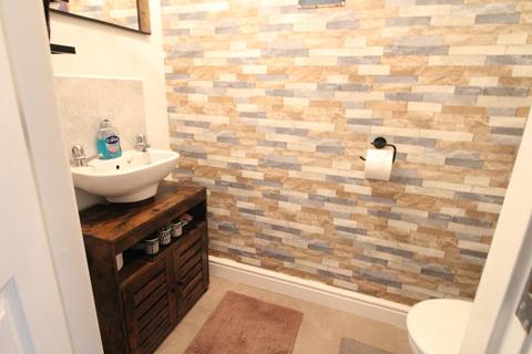 24 Rushy Fall Meadow, Keighley, BD22 7AZ