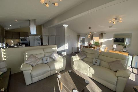 3 bedroom lodge for sale, Plas Coch, Llanfairpwllgwyngyll, Anglesey, LL61