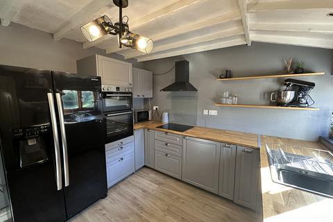2 bedroom cottage for sale, Llanberis, Caernarfon, LL55
