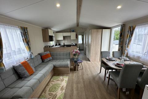2 bedroom lodge for sale, Brynteg Holiday Park, Llanrug nr Caernarfon, Gwynedd, LL55