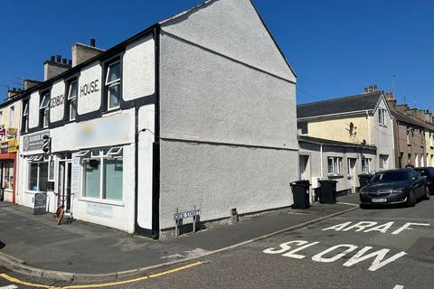 4 bedroom terraced house for sale, London Road, Holyhead, LL65