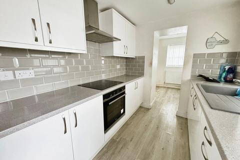 2 bedroom detached house for sale, London Road, Holyhead, LL65