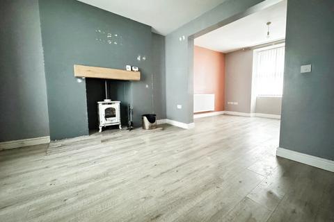 2 bedroom detached house for sale, London Road, Holyhead, LL65