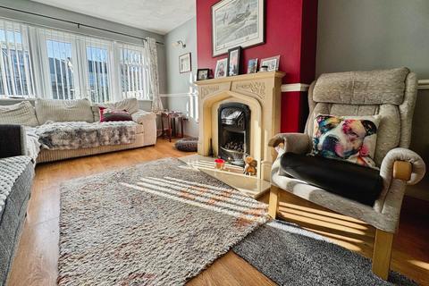 5 bedroom bungalow for sale, Tan Alltran Close, Holyhead, Anglesey, LL65