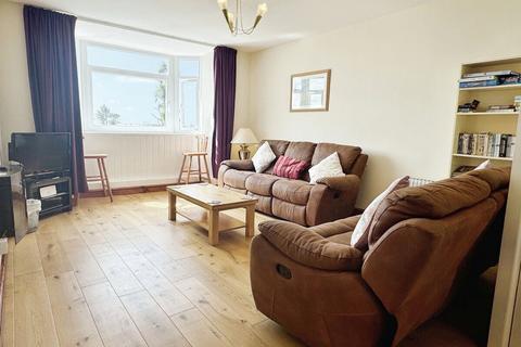2 bedroom flat for sale, Lon Isallt, Trearddur Bay, LL65