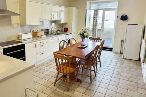 2 bedroom flat for sale, Lon Isallt, Trearddur Bay, LL65