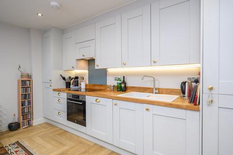 undefined, Annett Road, Walton-on-Thames, KT12