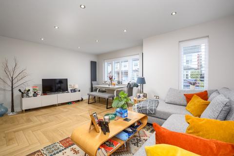 undefined, Annett Road, Walton-on-Thames, KT12