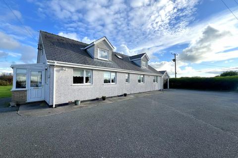 undefined, Cerrigceinwen, Bodorgan, Anglesey, LL62
