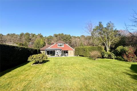 4 bedroom detached house for sale, Grayshott Road, Hampshire GU35