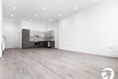Studio to rent, Lowfield Street, Dartford, Kent, DA1