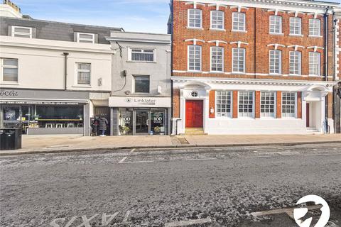Studio to rent, Lowfield Street, Dartford, Kent, DA1
