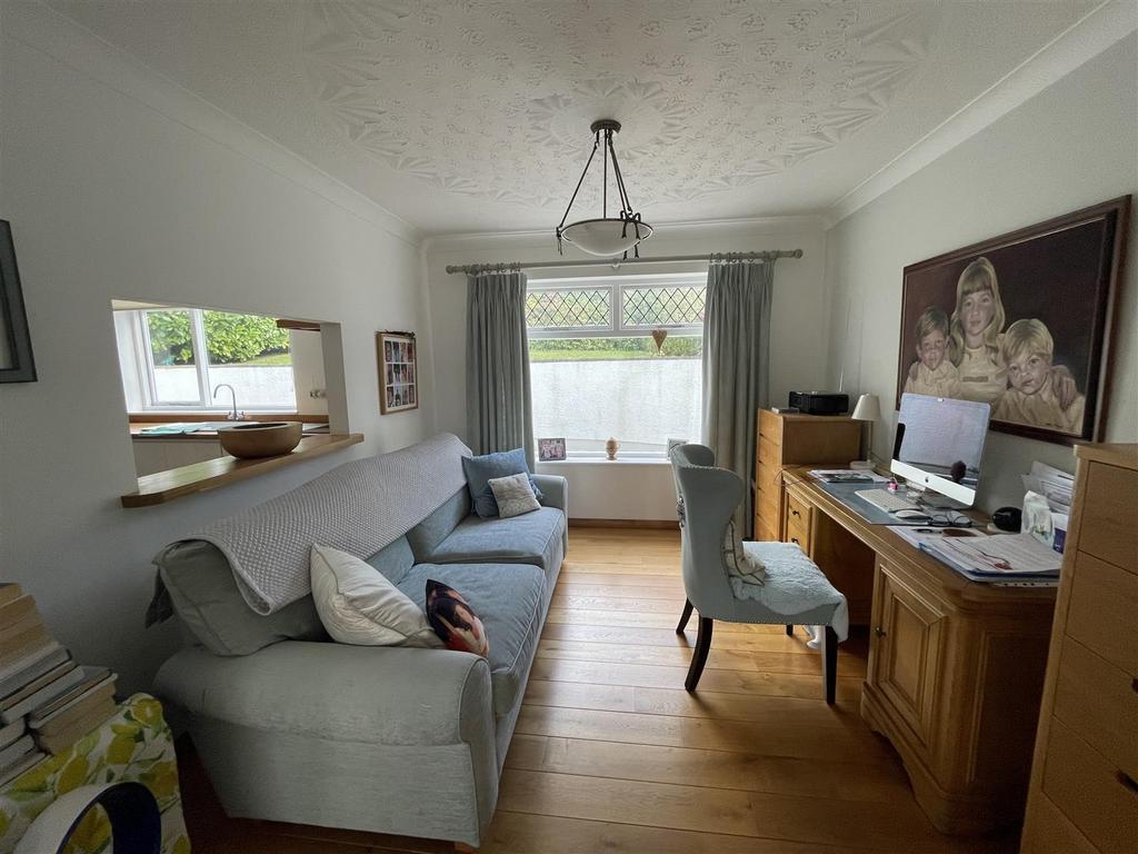 Dining Room/Study