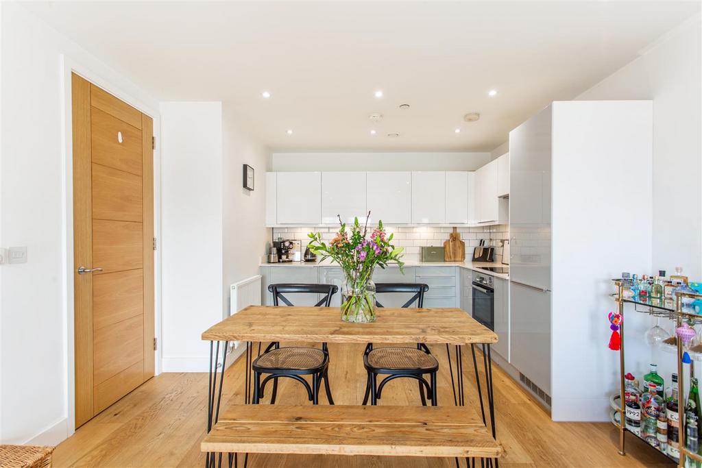 Kitchen/Dining Area
