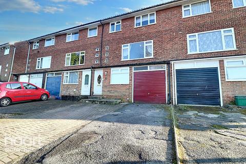 25 Timbertop Road, Biggin Hill, Westerham, TN16 3QR