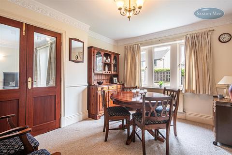 2 Towngate Grove, Worrall, Sheffield, S35 0BE