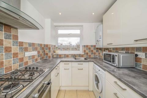 33 Beechcroft Close, London, SW16 2EW