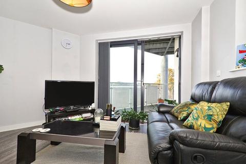 3, Dutton House Southmere Drive, London, SE2 9AE