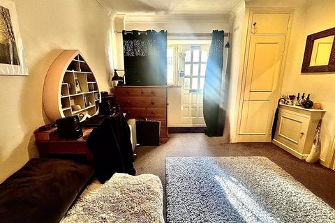 Studio for sale, St. Michaels Road, Bournemouth, Dorset, BH2
