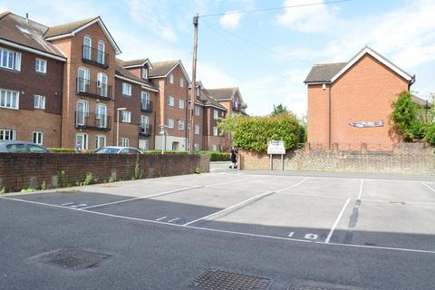 undefined, Lumley Road, Horley, RH6