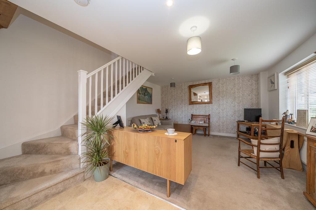 28-Hedges-Way-05963