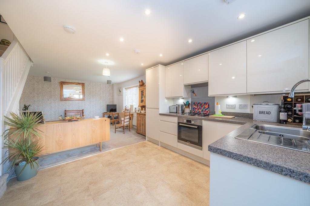 28-Hedges-Way-05953