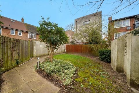 1 bedroom flat for sale, Halcyon Place, Keswick Road, Putney
