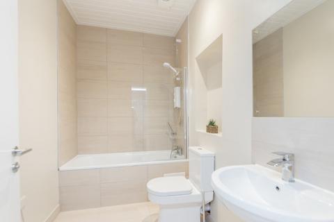 2 bedroom flat to rent, Hartley Road, Nottingham, Nottinghamshire, NG7
