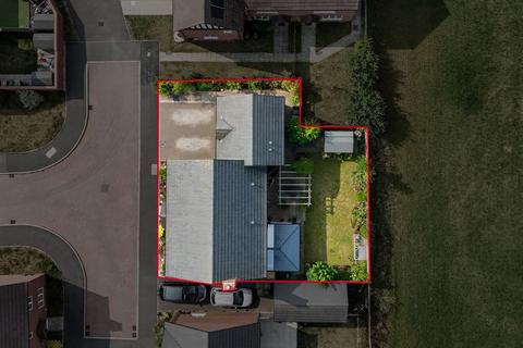 23 Coates Drive, Pinvin, Pershore, WR10 2DH