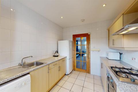 92h Scott Street, Perth, PH2 8JR