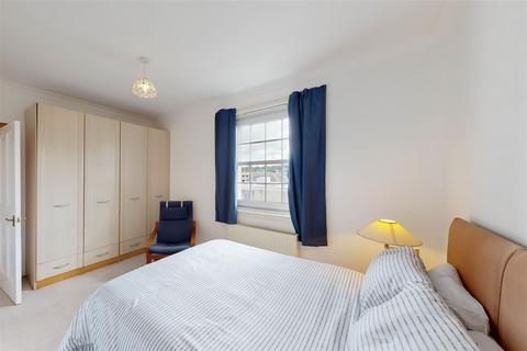 92h Scott Street, Perth, PH2 8JR
