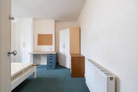 3 bedroom terraced house for sale, Muller Road, Horfield